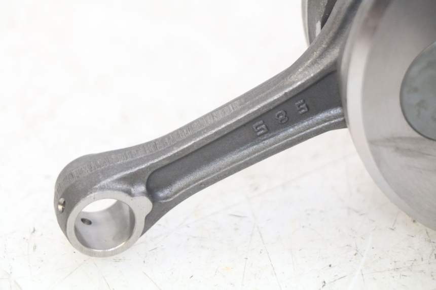 photo de KURBELWELLE PIAGGIO X8 125 (2004 - 2007) - Details der Befestigungspunkte