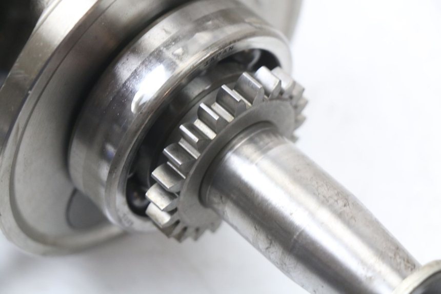 photo de KURBELWELLE YAMAHA XMAX X-MAX ABS 125 (2017 - 2020) - Details der Befestigungspunkte