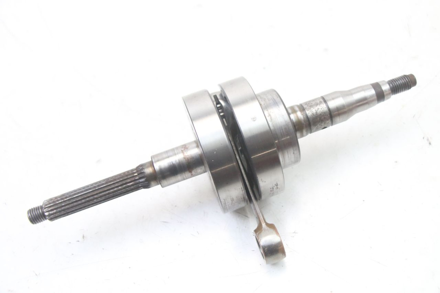 photo de KURBELWELLE YAMAHA AEROX 50 (1997 - 2006) - Details der Befestigungspunkte