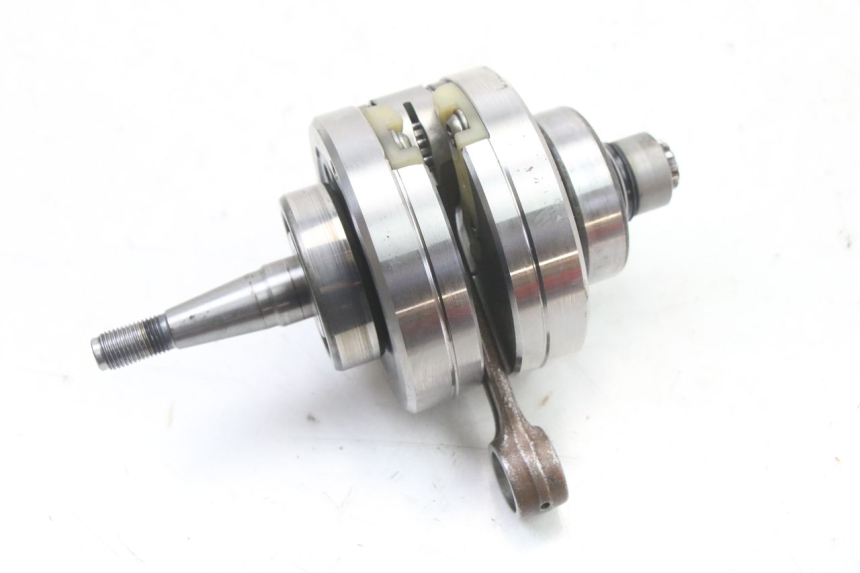 photo de KURBELWELLE YAMAHA YZ 125 (2006 - 2016) - Details der Befestigungspunkte