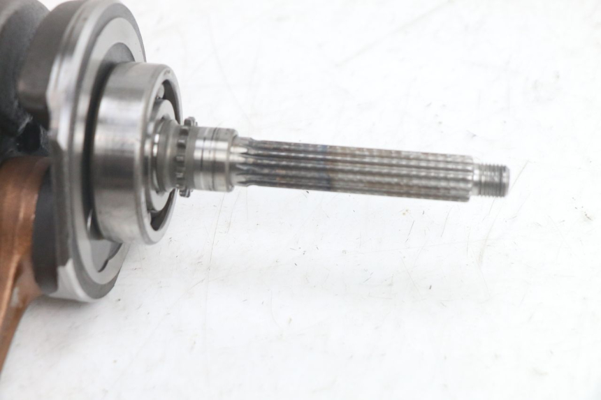 photo de KURBELWELLE YAMAHA YP MAJESTY 125 (1998 - 2001) - Alternative Perspektive