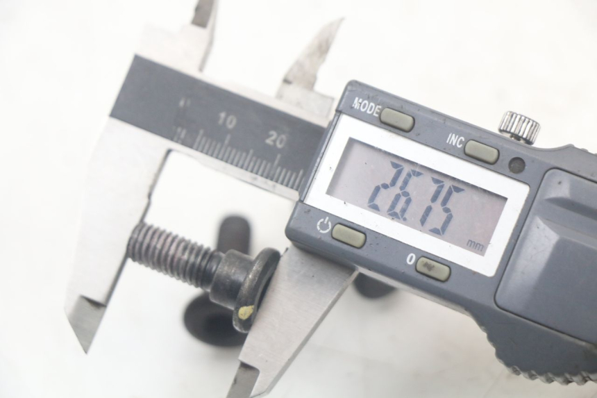 photo de BREMSSCHEIBENBOLZEN KYMCO AGILITY 4T 50 (2018 - 2022) - Alternative Perspektive