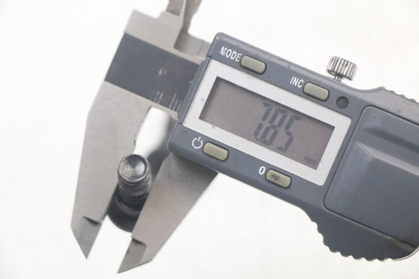 photo de BREMSSCHEIBENBOLZEN KYMCO AGILITY 4T 50 (2018 - 2022) - Technische Nahaufnahme