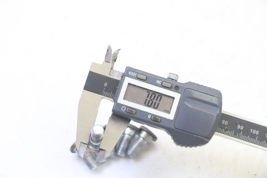 photo de BREMSSCHEIBENSCHRAUBE HYOSUNG GV AQUILA 125 (2000 - 2009) - Technische Nahaufnahme