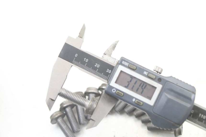 photo de BREMSSCHEIBENSCHRAUBE BMW S RR ABS S1000RR 1000 (2015 - 2018) - Zoom auf Gebrauchszustand