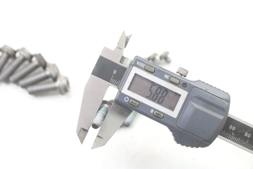 photo de BREMSSCHEIBENSCHRAUBE BMW S RR ABS S1000RR 1000 (2015 - 2018) - Details der Befestigungspunkte