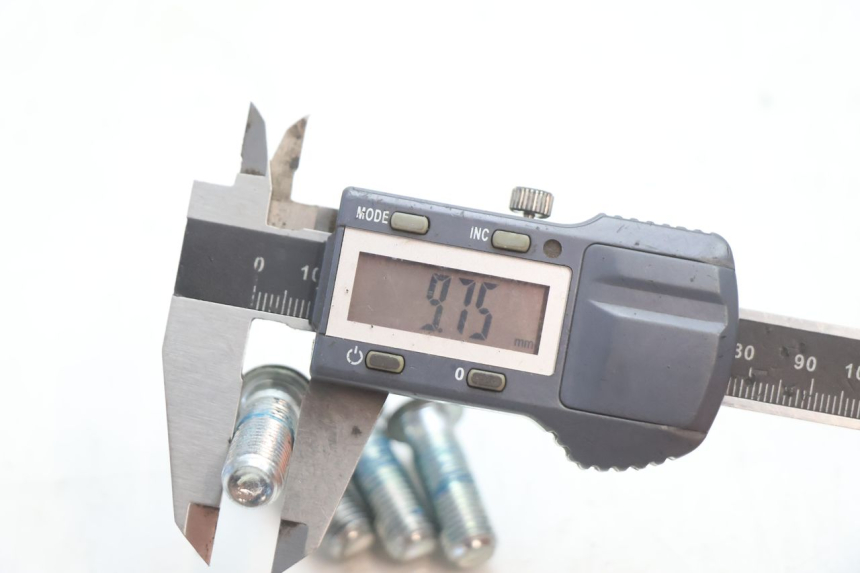 photo de BREMSSCHEIBENSCHRAUBE MBK BOOSTER ROCKET 50 (2004 - 2016) - Technische Nahaufnahme