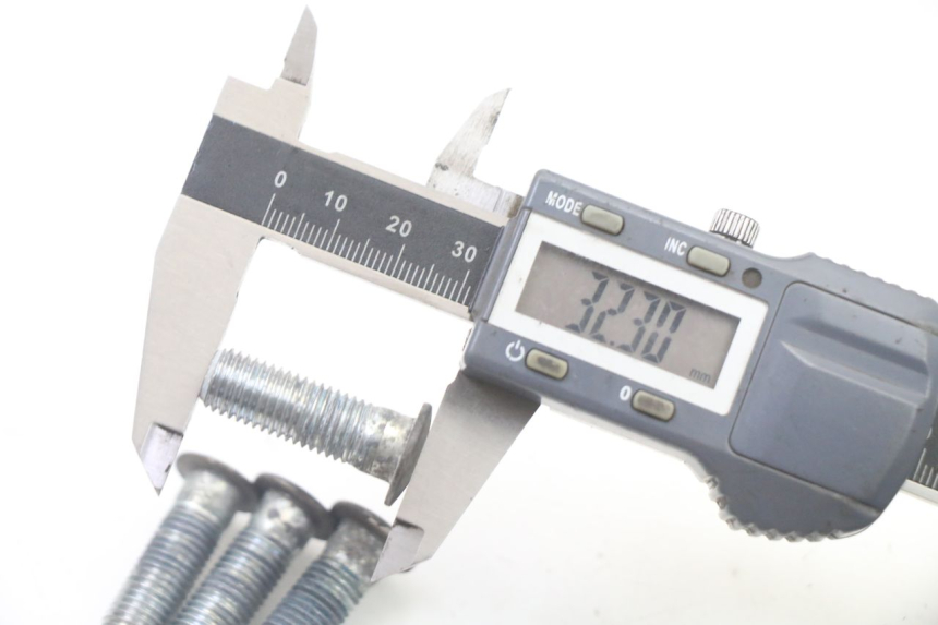 photo de BREMSSCHEIBENSCHRAUBE MBK BOOSTER SPIRIT NAKED 50 (2004 - 2017) - Alternative Perspektive