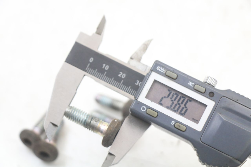 photo de BREMSSCHEIBENSCHRAUBE YAMAHA BW'S BWS 125 (2010 - 2013) - Alternative Perspektive