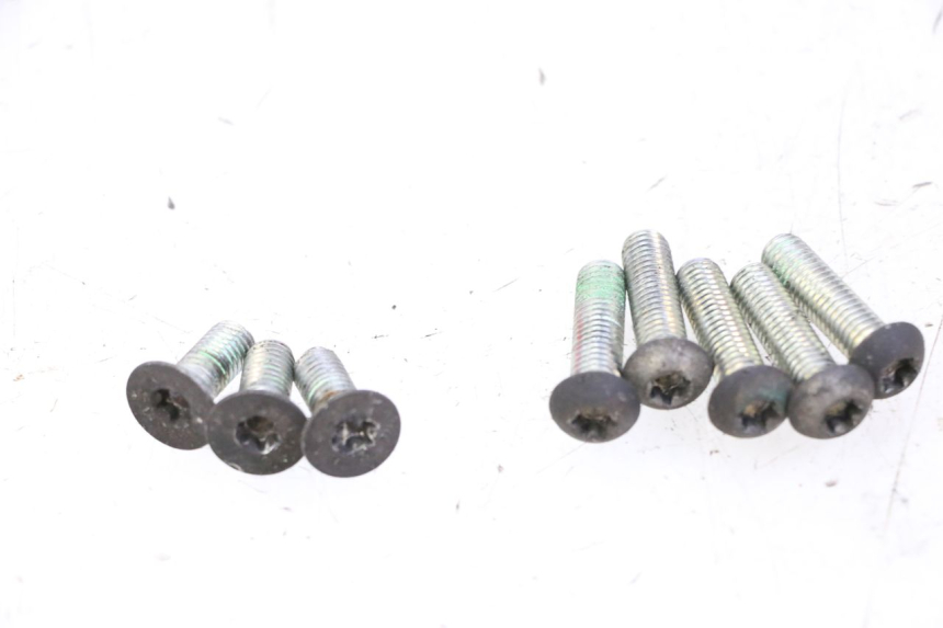 photo de BREMSSCHEIBENSCHRAUBE PEUGEOT CITYSTAR 50 (2013 - 2017) - Hauptansicht