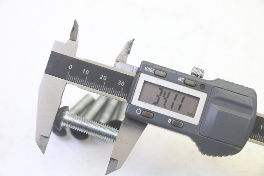 photo de BREMSSCHEIBENSCHRAUBE PEUGEOT CITYSTAR 50 (2013 - 2017) - Alternative Perspektive