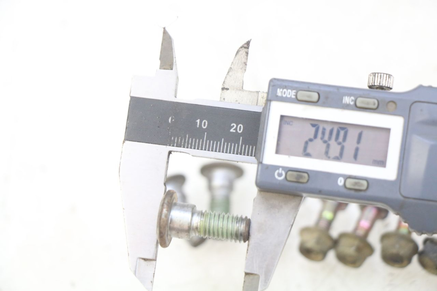 photo de BREMSSCHEIBENBOLZEN HONDA CR 125 (1995 - 1997) - Alternative Perspektive