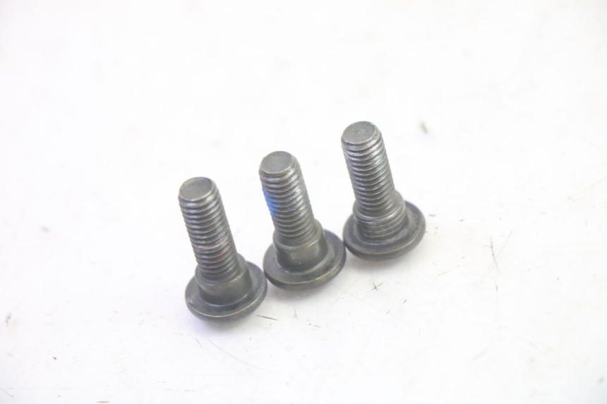 photo de BREMSSCHEIBENBEFESTIGUNGSSCHRAUBE SYM CROX 4T 50 (2016 - 2023) - Detailansicht des Bauteils