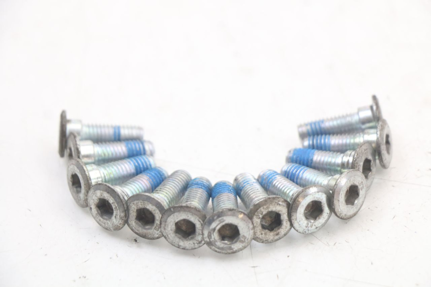 photo de BREMSSCHEIBENSCHRAUBE EBROH BRAVO GLE 1 (2020 - 2024) - Detailansicht des Bauteils