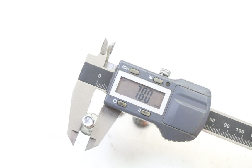 photo de BREMSSCHEIBENBEFESTIGUNGSSCHRAUBE PEUGEOT ELYSEO 125 (1999 - 2004) - Alternative Perspektive