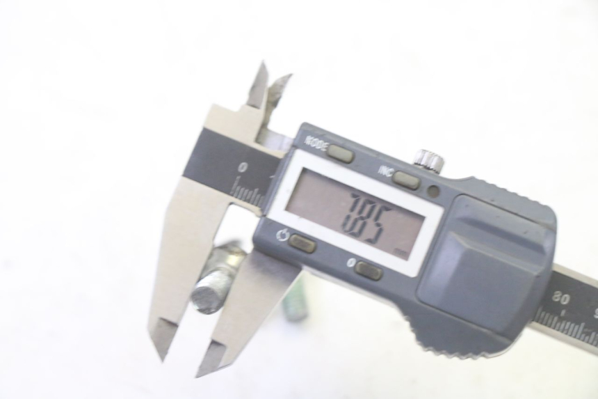 photo de BREMSSCHEIBENSCHRAUBE PEUGEOT ELYSTAR 50 (2002 - 2014) - Technische Nahaufnahme