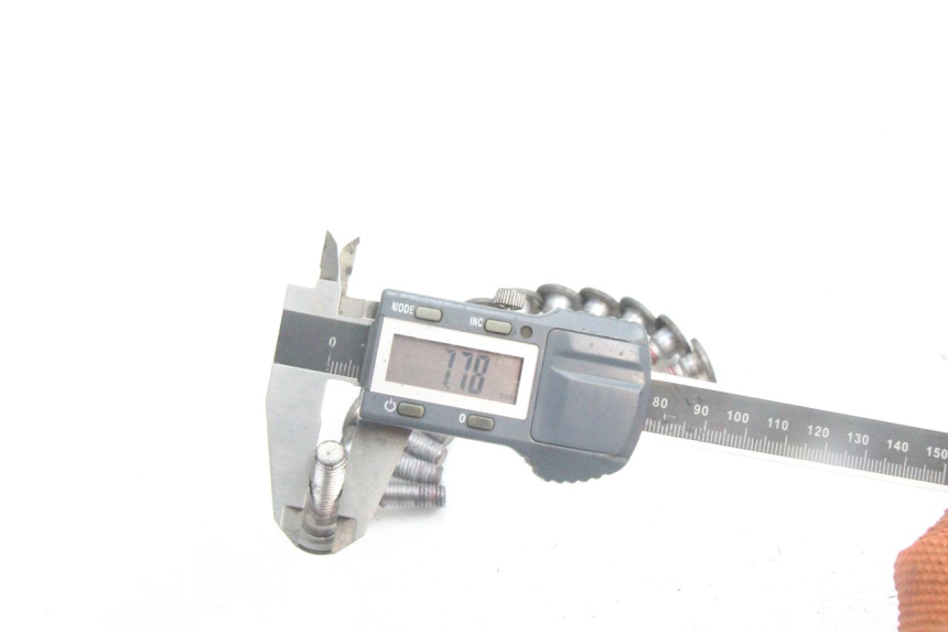 photo de BREMSSCHEIBENSCHRAUBE KAWASAKI ER-6 ER6 F ABS 650 (2012 - 2016) - Zoom auf Gebrauchszustand