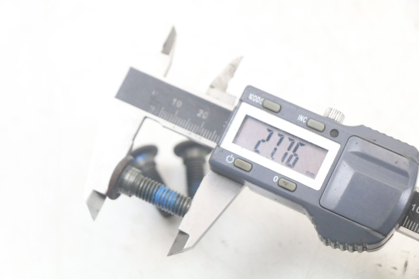 photo de BREMSSCHEIBENBEFESTIGUNGSSCHRAUBE SYM FIDDLE 3 III 125 (2014 - 2020) - Alternative Perspektive