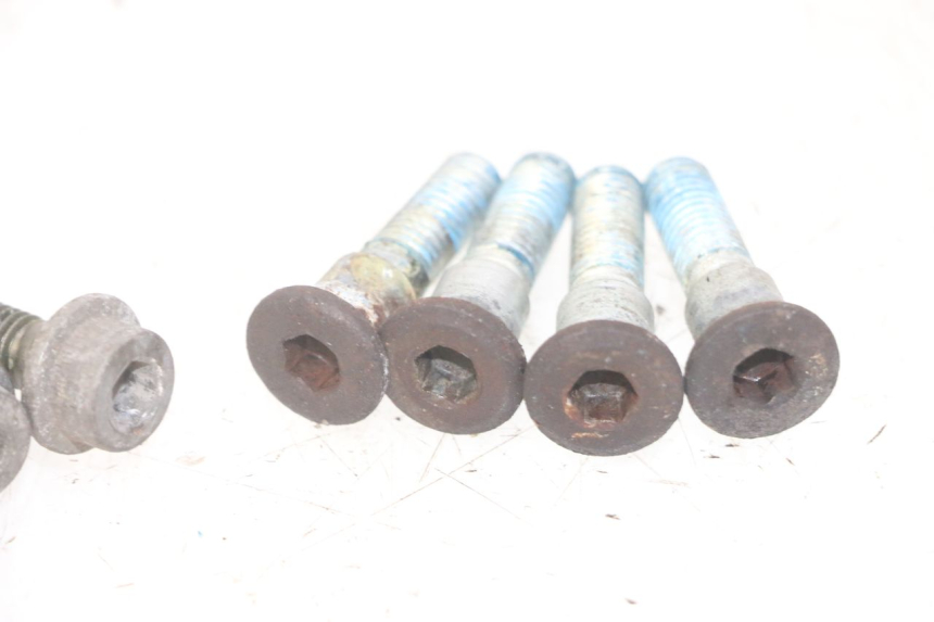 photo de BREMSSCHEIBENSCHEIBE SUZUKI GS GSE 500 (2001 - 2003) - Zoom auf Gebrauchszustand