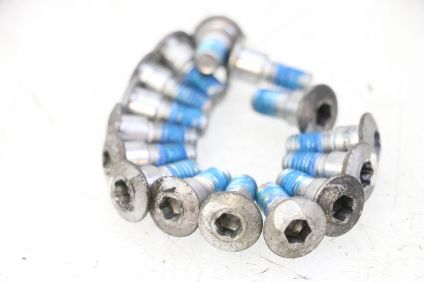 photo de BREMSSCHEIBENSCHRAUBE SUZUKI GSR 750 (2011 - 2017) - Technische Nahaufnahme