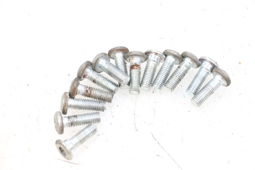 photo de BREMSSCHEIBENSCHRAUBE JM MOTORS GTS 125 (2015 - 2019) - Alternative Perspektive