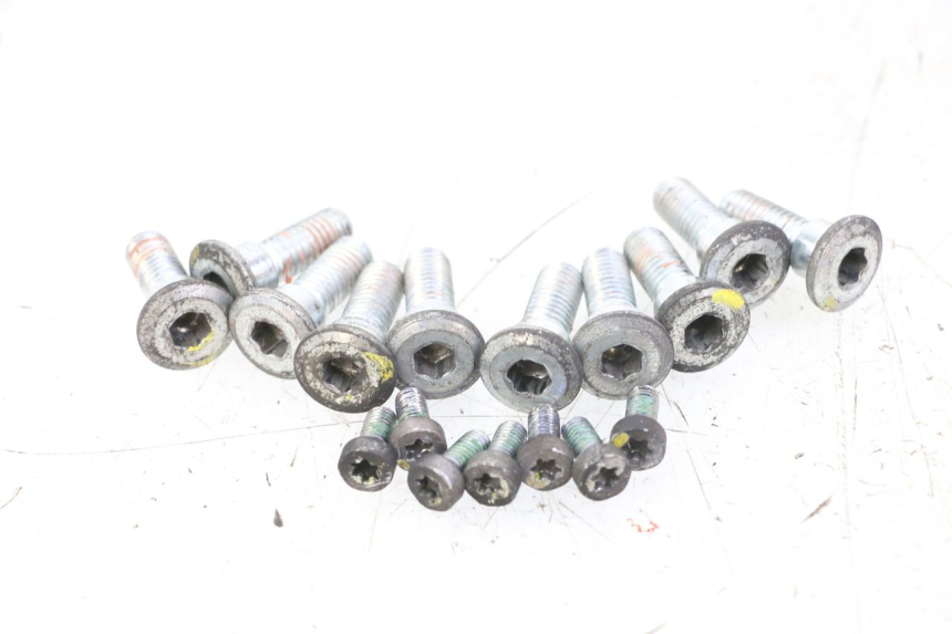 photo de BREMSSCHEIBENSCHRAUBE HONDA FORZA 125 (2021 - 2025) - Hauptansicht