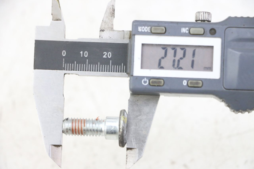 photo de BREMSSCHEIBENSCHRAUBE HONDA FORZA 125 (2021 - 2025) - Technische Nahaufnahme