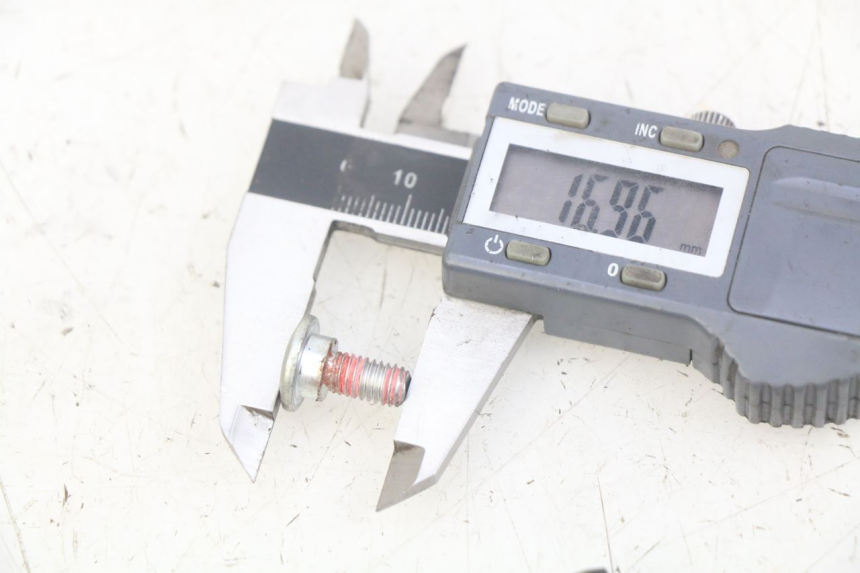 photo de BREMSSCHEIBENBOLZEN KAWASAKI KX 85 (2001 - 2013) - Zoom auf Gebrauchszustand