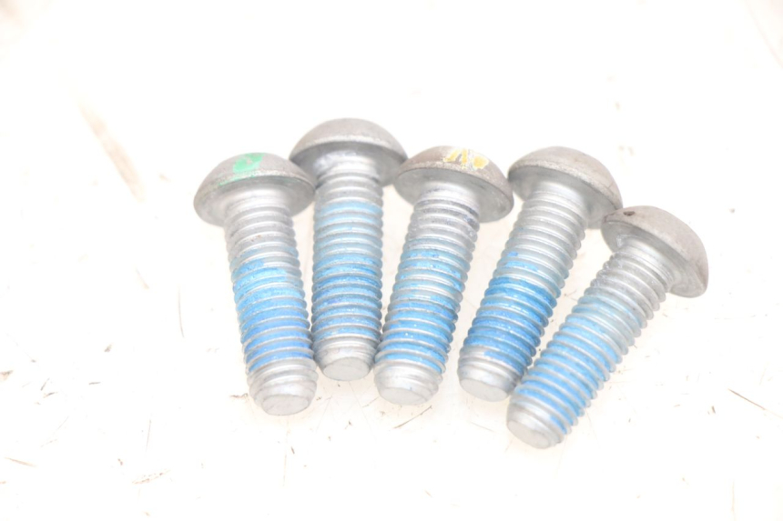 photo de BREMSSCHEIBENBOLZEN PIAGGIO MEDLEY 125 (2016 - 2023) - Detailansicht des Bauteils