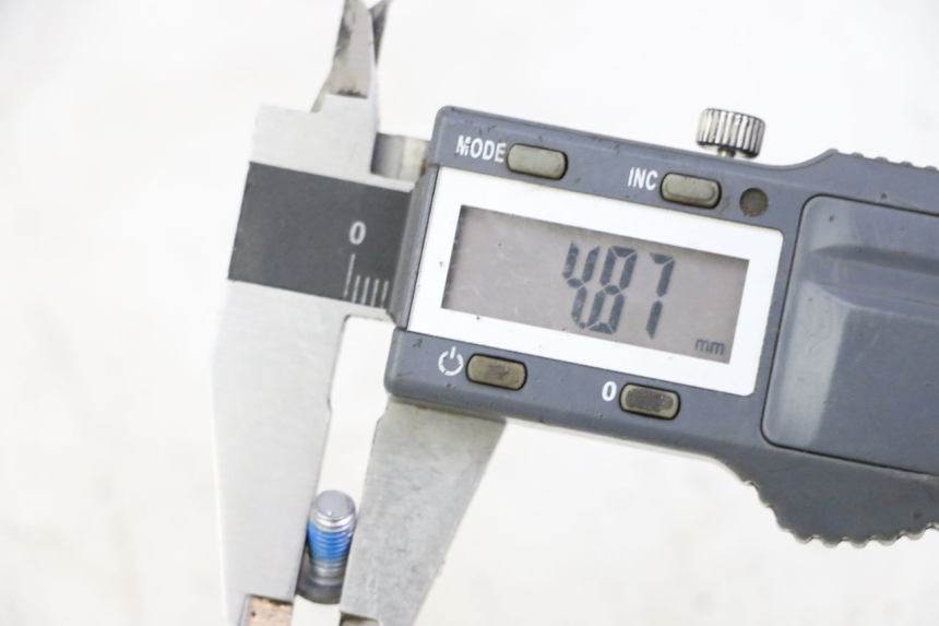 photo de BREMSSCHEIBENSCHRAUBE XIAOMI MI PRO 2 1 - Zoom auf Gebrauchszustand