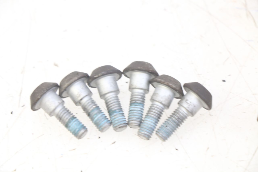 photo de BREMSSCHEIBENBOLZEN YAMAHA MT ABS 125 (2014 - 2018) - Details der Befestigungspunkte