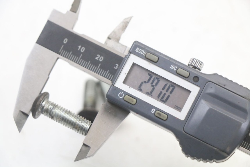 photo de BREMSSCHEIBENSCHRAUBE PEUGEOT KISBEE 2T 50 (2010 - 2017) - Alternative Perspektive