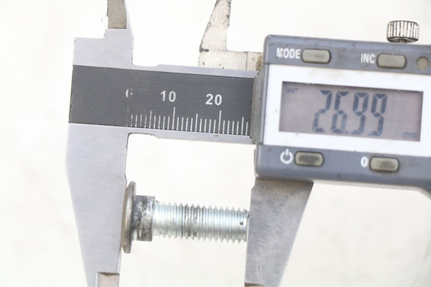 photo de BREMSSCHEIBENBEFESTIGUNGSSCHRAUBE YAMASAKI RAPTOR 50 (2013 - 2018) - Detailansicht des Bauteils