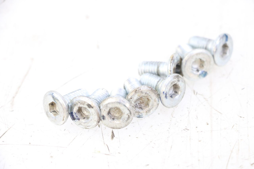 photo de BREMSSCHEIBENSCHRAUBE APOLLO RFZ 125 - Alternative Perspektive