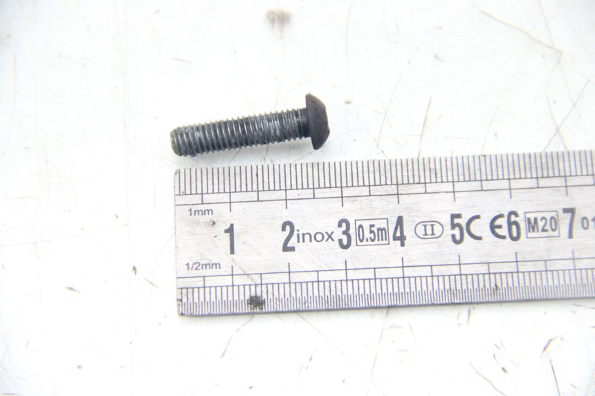 photo de BREMSSCHEIBENBOLZEN GILERA RUNNER SP 50 (2009 - 2017) - Zoom auf Gebrauchszustand