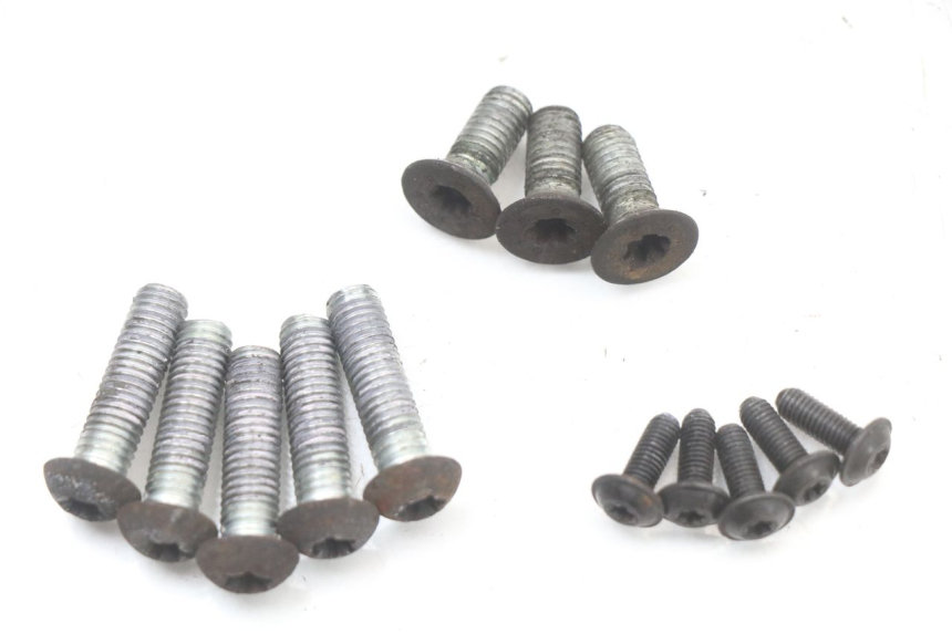 photo de BREMSSCHEIBENBEFESTIGUNGSSCHRAUBE PEUGEOT SATELIS 125 (2010 - 2012) - Hauptansicht