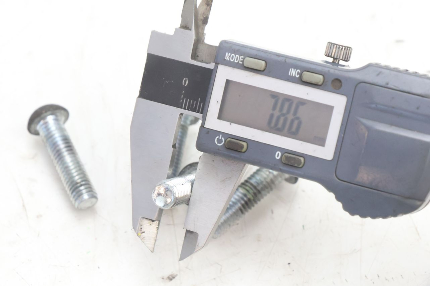 photo de BREMSSCHEIBENSCHRAUBE PEUGEOT SATELIS 125 (2013 - 2018) - Oberflächenzustand und Material