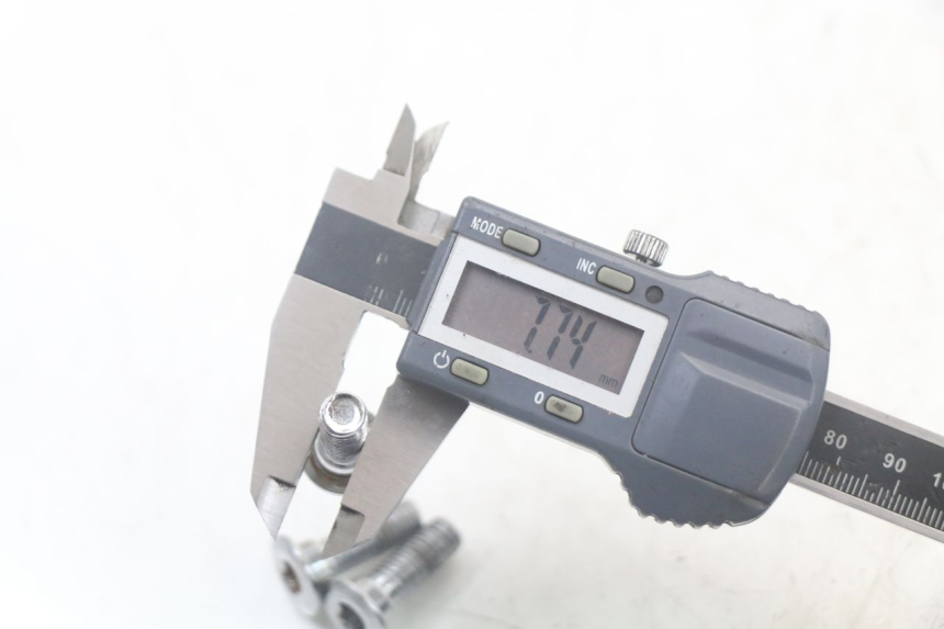 photo de BREMSSCHEIBENBOLZEN DERBI SENDA SM X-TREME 50 (2006 - 2010) - Gesamtansicht des Produkts