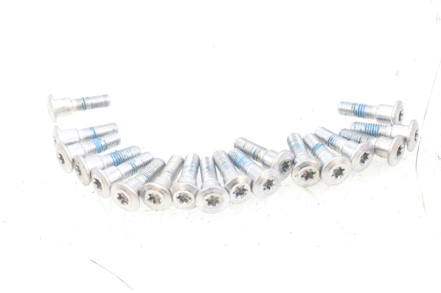 photo de BREMSSCHEIBENBOLZEN TRIUMPH SPEED TRIPLE T301 900 (1994 - 1996) - Hauptansicht