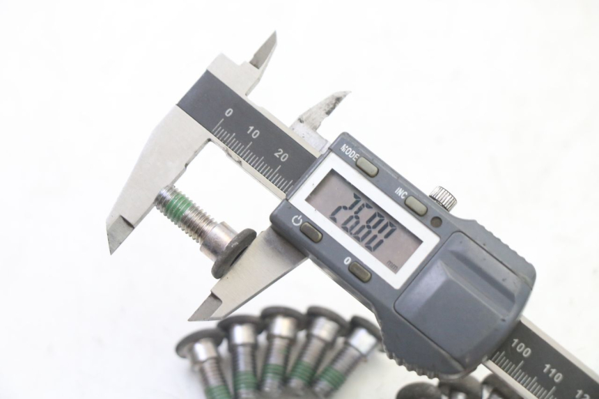 photo de BREMSSCHEIBENSCHRAUBE HONDA ST PAN EUROPEAN 1300 (2002 - 2013) - Alternative Perspektive