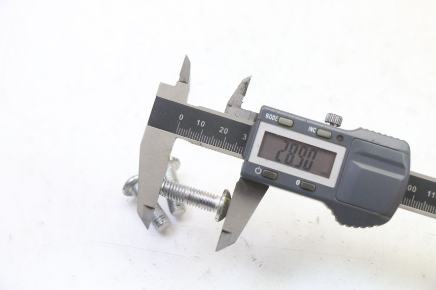 photo de BREMSSCHEIBENSCHRAUBE PEUGEOT STREETZONE I NAKED 2T 50 (2018 - 2020) - Alternative Perspektive