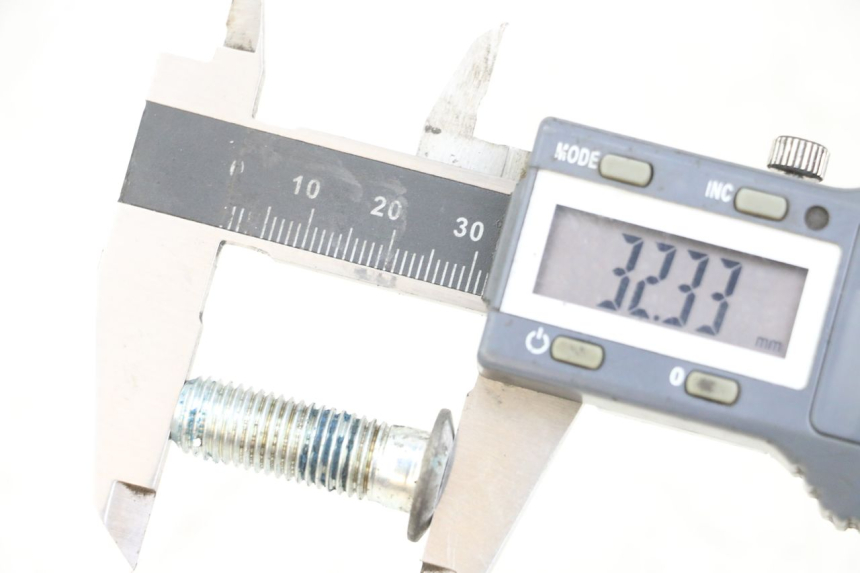 photo de BREMSSCHEIBENBEFESTIGUNGSSCHRAUBE MBK STUNT NAKED 50 (2004 - 2018) - Detailansicht des Bauteils