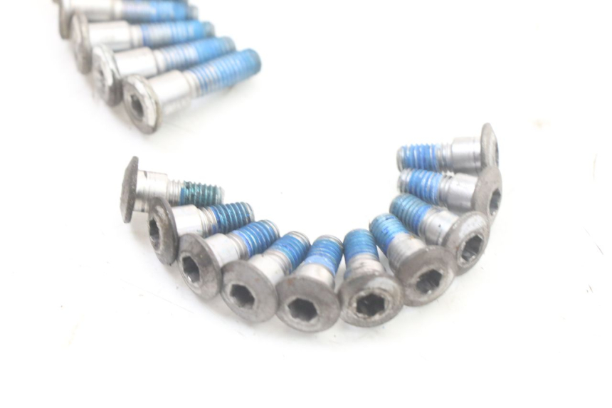 photo de BREMSSCHEIBENSCHRAUBE SUZUKI GSX F GSXF 650 (2007 - 2015) - Oberflächenzustand und Material