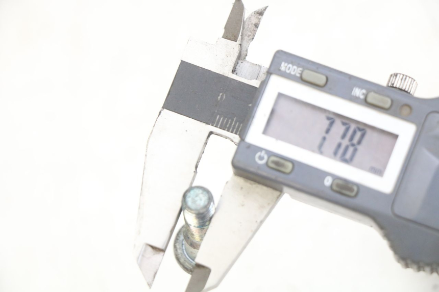 photo de BREMSSCHEIBENBOLZEN SUZUKI SV N 650 (1999 - 2002) - Technische Nahaufnahme