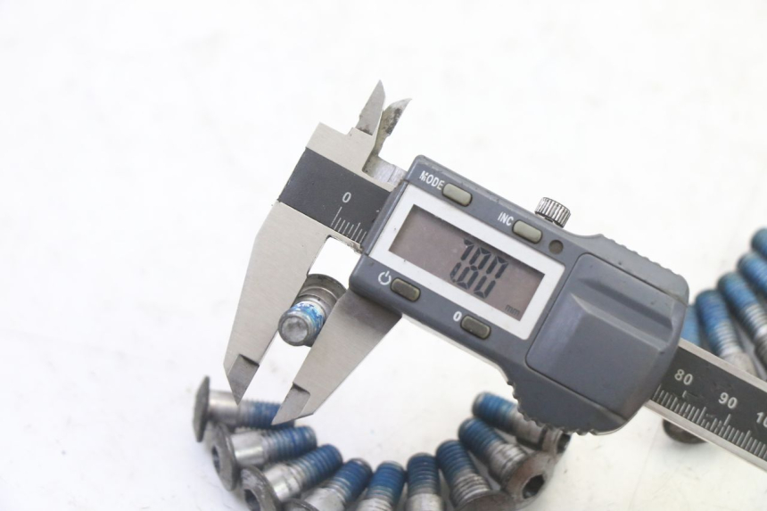 photo de BREMSSCHEIBENSCHEIBE SUZUKI SV S 650 (2003 - 2009) - Technische Nahaufnahme