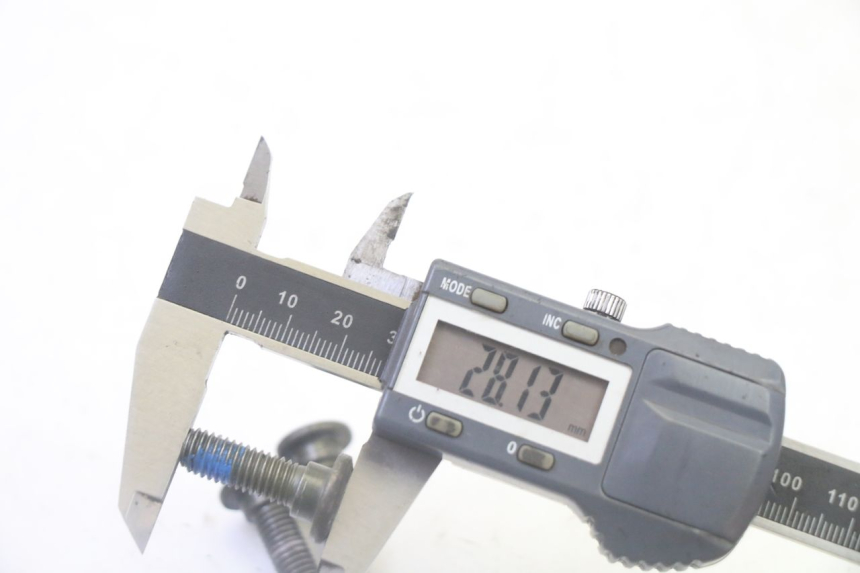 photo de BREMSSCHEIBENSCHRAUBE PEUGEOT TWEET 4T 50 (2018 - 2022) - Alternative Perspektive