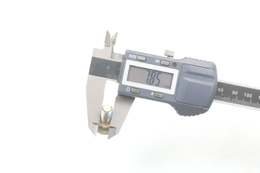 photo de BREMSSCHEIBENBEFESTIGUNGSSCHRAUBE DAELIM VL DAYSTAR 125 (2000 - 2011) - Technische Nahaufnahme