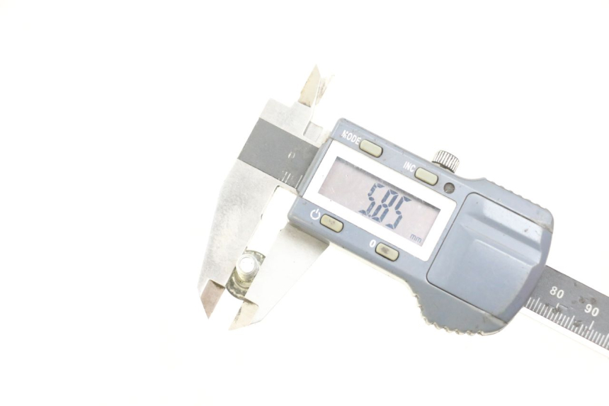 photo de BREMSSCHEIBENBEFESTIGUNGSSCHRAUBE YAMAHA XMAX X-MAX 125 (2006 - 2009) - Detailansicht des Bauteils