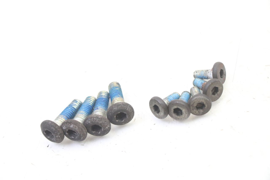 photo de BREMSSCHEIBENBEFESTIGUNGSSCHRAUBE YAMAHA XMAX X-MAX 125 (2006 - 2009) - Zoom auf Gebrauchszustand