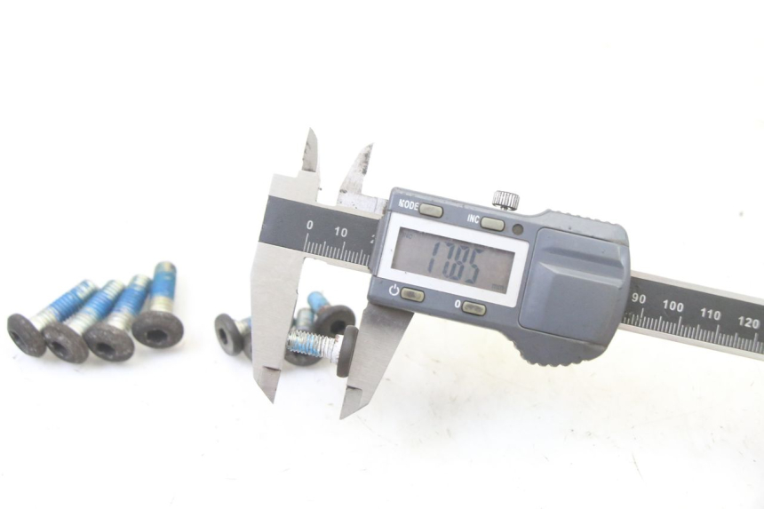 photo de BREMSSCHEIBENBEFESTIGUNGSSCHRAUBE YAMAHA XMAX X-MAX 125 (2006 - 2009) - Gesamtansicht des Produkts